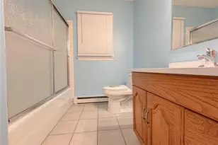 1409 Glenside Dr, Greensboro, NC 27405 - Photo 11