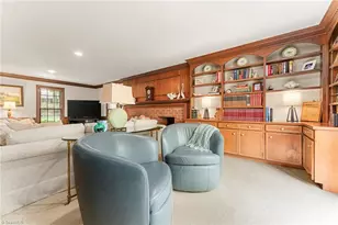 5001 Edinborough Rd, Greensboro, NC 27406 - Photo 11