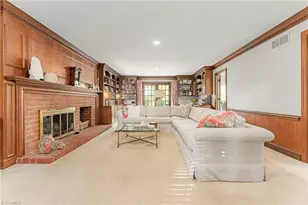 5001 Edinborough Rd, Greensboro, NC 27406 - Photo 9