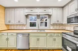 7 Legra Rd, Piney  Creek, NC 28631 - Photo 17