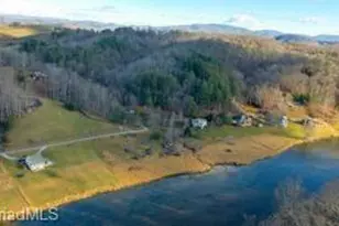 7 Legra Rd, Grassy Creek, NC 28631 - Photo 3
