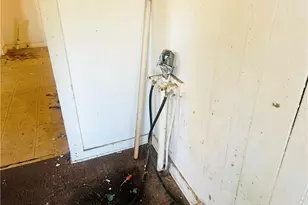 139 Jackson St, Mount Airy, NC 27030 - Photo 9