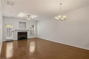 1419 Neville Gardens Ln, Winston-Salem, NC 27103 - Photo 5