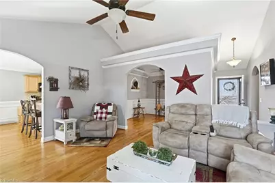 804 Montgomery Court, Walnut Cove, NC 27052 - Photo 17