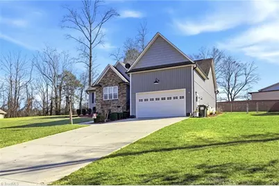 804 Montgomery Court, Walnut Cove, NC 27052 - Photo 9