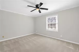 25 Fountain Manor Dr, Greensboro, NC 27405 - Photo 29