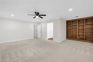 25 Fountain Manor Dr, Greensboro, NC 27405 - Photo 23