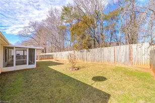 1482 Lewisburg Pointe Dr, Clemmons, NC 27012 - Photo 21