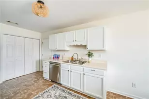 1482 Lewisburg Pointe Dr, Clemmons, NC 27012 - Photo 9