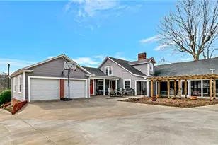 604 E Main St, Wilkesboro, NC 28697 - Photo 41