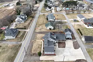 604 E Main St, Wilkesboro, NC 28697 - Photo 43