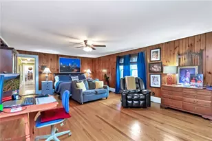 604 E Main St, Wilkesboro, NC 28697 - Photo 25