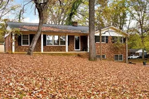 1526 Ann Arbor Ct, High Point, NC 27265 - Photo 3