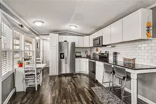 121 Grand View Dr, New London, NC 28127 - Photo 9