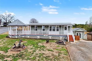 121 Grand View Dr, New London, NC 28127 - Photo 29