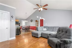 2220 Foxfire Ln, Burlington, NC 27217 - Photo 5