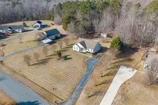 2220 Foxfire Ln, Burlington, NC 27217 - Photo 27