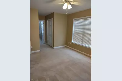 16 Bluestem Court, Greensboro, NC 2405 - Photo 7