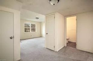 3917 Colony Square, Greensboro, NC 27407 - Photo 5