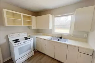 1583 Lovett St, Greensboro, NC 27403 - Photo 9