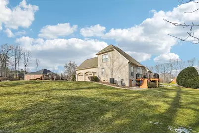 320 Panther Crk Court, Winston-Salem, NC 27107 - Photo 39