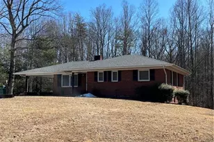 325 Bryan St, Stoneville, NC 27048 - Photo 9