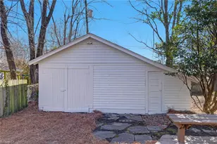2631 Walker Ave, Greensboro, NC 27403 - Photo 21