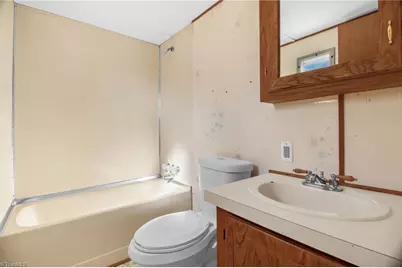 3859 Volunteer Road, Pinnacle, NC 27043 - Photo 21