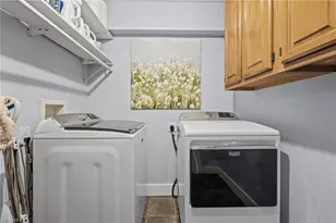 905 Forest Hill Dr, Greensboro, NC 27410 - Photo 17