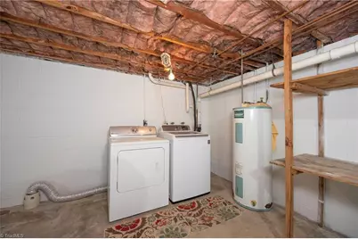 2400 Queen Street, Winston-Salem, NC 27103 - Photo 23