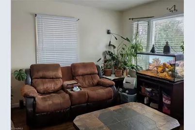 4004 Wooddale Lane, Greensboro, NC 27405 - Photo 3