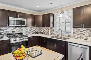 5116 Autumncrest Dr, Greensboro, NC 27407 - Photo 9