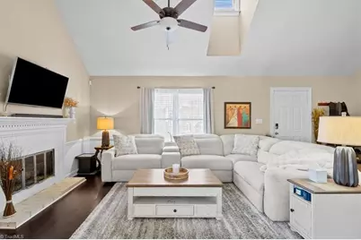 5116 Autumncrest Drive, Greensboro, NC 27407 - Photo 7