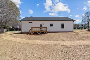 112 Vogler Dr, Winston-Salem, NC 27107 - Photo 27