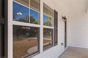 112 Vogler Dr, Winston-Salem, NC 27107 - Photo 5