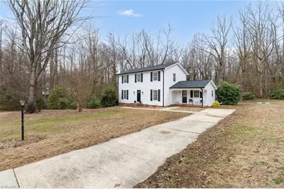 2108 Meadowbrook Terrace, Reidsville, NC 27320 - Photo 7