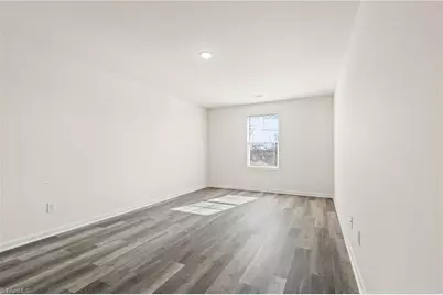 507 E Grimes Avenue, High Point, NC 27260 - Photo 17