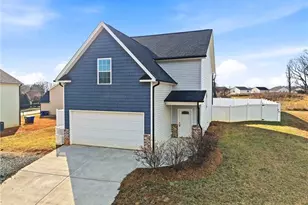 2486 Griffith Rd, Winston-Salem, NC 27103 - Photo 1