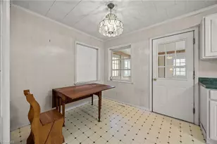 2307 Joy Dr, Jamestown, NC 27282 - Photo 9