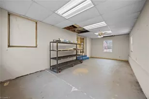 2307 Joy Dr, Jamestown, NC 27282 - Photo 23