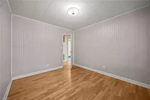 2307 Joy Dr, Jamestown, NC 27282 - Photo 17