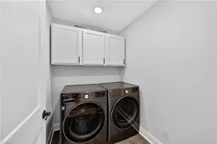 3244 Nottingham Rd, Winston-Salem, NC 27104 - Photo 15