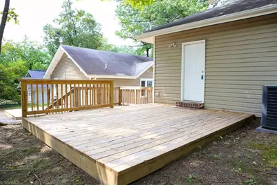 1807 Walker Avenue, Greensboro, NC 27403 - Photo 9