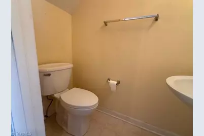 4 Satterfield Place, Greensboro, NC 27410 - Photo 11