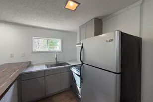 1201 Highland Ave, Greensboro, NC 27403 - Photo 11