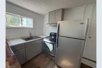 1201 Highland Avenue #B, Greensboro, NC 27403 - Photo 3