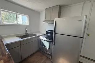 1201 Highland Ave, Greensboro, NC 27403 - Photo 3