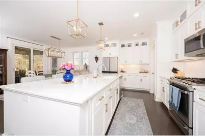 319 Pipers Ridge West W, Winston-Salem, NC 27127 - Photo 13