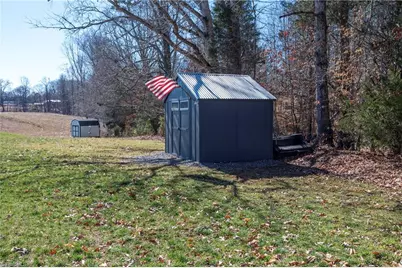 319 Pipers Ridge West W, Winston-Salem, NC 27127 - Photo 49