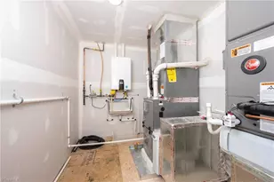 319 Pipers Ridge West W, Winston-Salem, NC 27127 - Photo 37